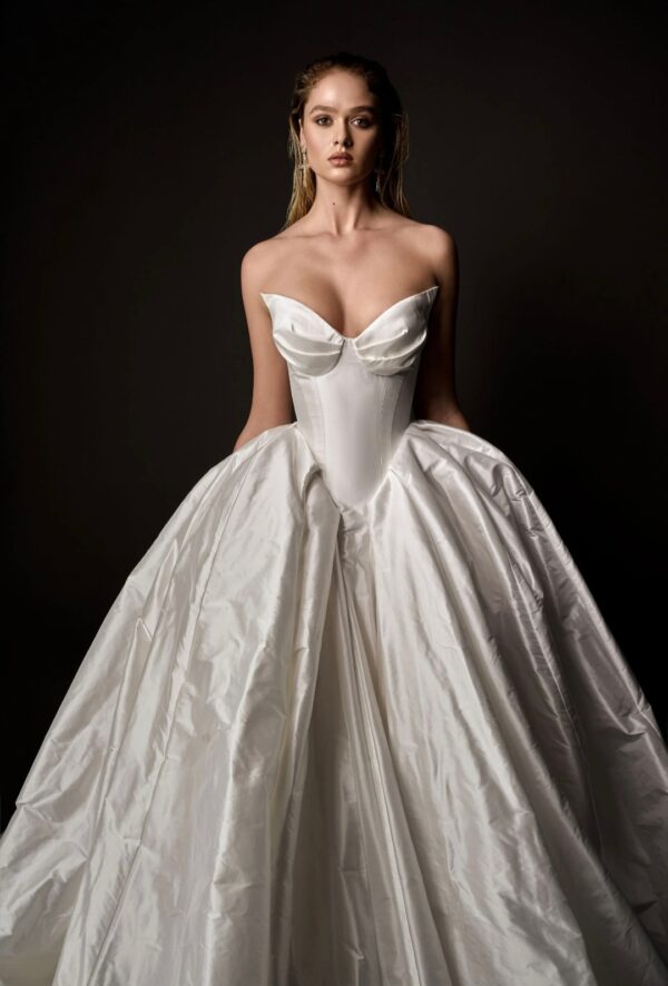 ANTOINETTE